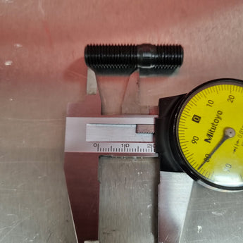 M10x1.25x40 4140 stud 